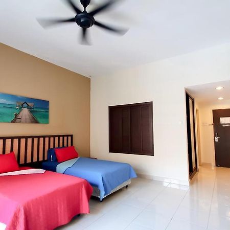 Gold Coast Morib By 369 Stay Kampong Tanjong Pechah Esterno foto