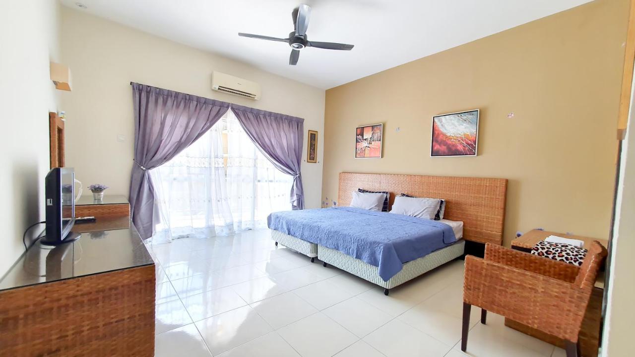 Gold Coast Morib By 369 Stay Kampong Tanjong Pechah Esterno foto